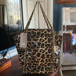 NWT Amrita Singh Tote—style HB 61
